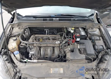 2018 Ford Fusion S z USA, uszkodzony, nr VIN 3FA6P0G7XJR127631